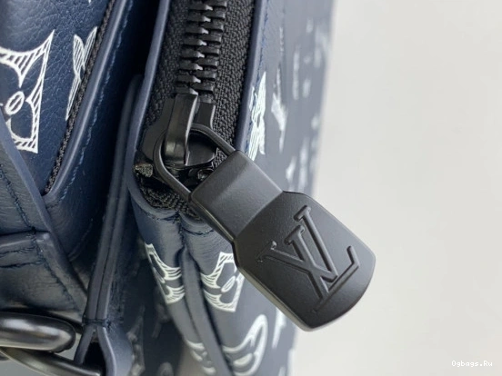 Nano LOUIS cm VUITTON Alpha-24*16*8 0105